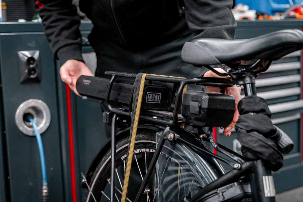 Fiets reparatie bij De Fietsen Van
